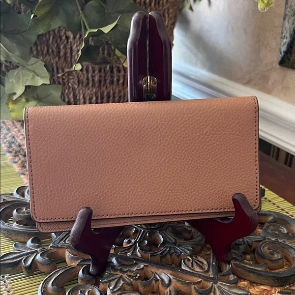 Coach Medium Brown Pebbled Leather Checkbook Wallet. VGUC - Picture 2 of 9